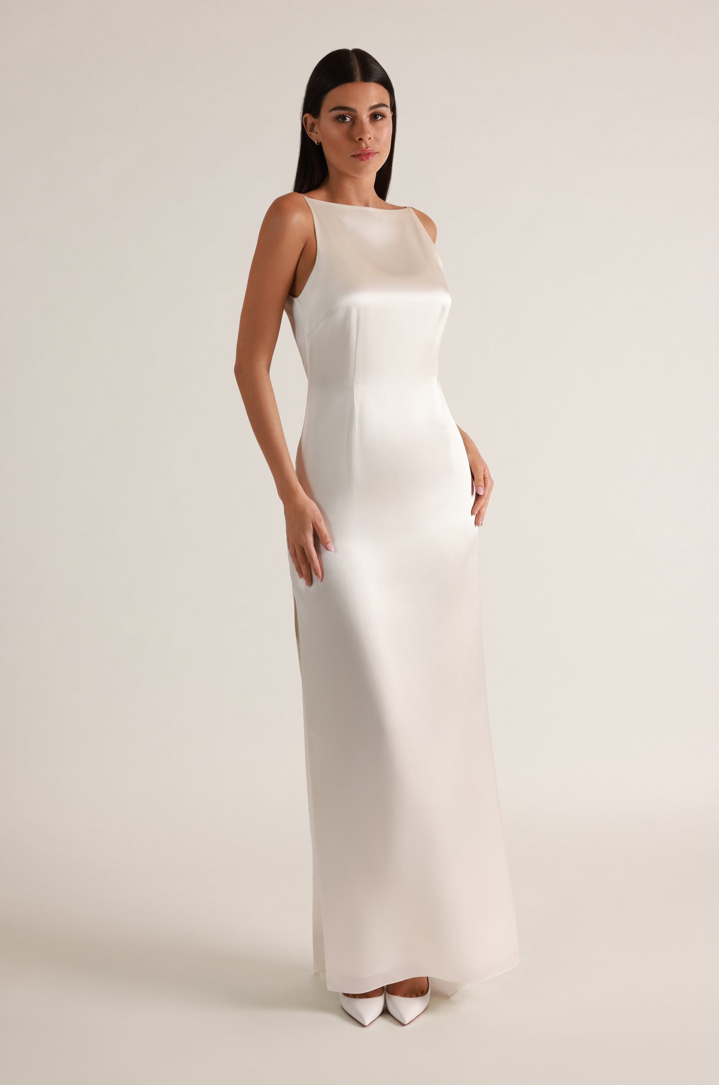 SOIE V-BACK SLIP GOWN